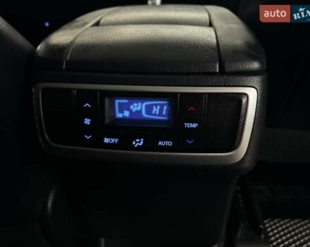 Серый Тойота Хайлендер, объемом двигателя 3.46 л и пробегом 237 тыс. км за 22500 $, фото 16 на Automoto.ua