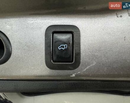 Серый Тойота Хайлендер, объемом двигателя 3.46 л и пробегом 237 тыс. км за 22500 $, фото 14 на Automoto.ua