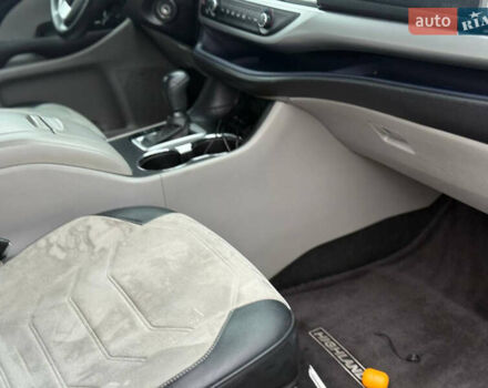 Сірий Тойота Хайлендер, об'ємом двигуна 2.67 л та пробігом 157 тис. км за 25700 $, фото 16 на Automoto.ua