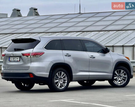 Тойота Хайлендер 2016 в Киеве на Automoto.ua Серый Тойота Хайлендер, объемом двигателя 3.46 л и пробегом 181 тыс. км за 28000 $, фото 16 на Automoto.ua