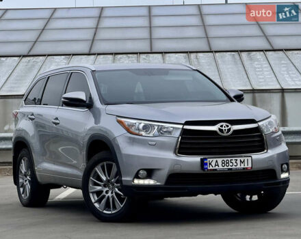 Тойота Хайлендер 2016 в Киеве на Automoto.ua Серый Тойота Хайлендер, объемом двигателя 3.46 л и пробегом 181 тыс. км за 28000 $, фото 1 на Automoto.ua