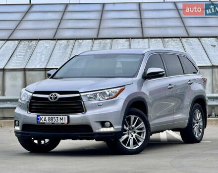 Тойота Хайлендер 2016 в Киеве на Automoto.ua Серый Тойота Хайлендер, объемом двигателя 3.46 л и пробегом 181 тыс. км за 28000 $, фото 8 на Automoto.ua