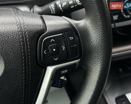 Сірий Тойота Хайлендер, об'ємом двигуна 2.7 л та пробігом 170 тис. км за 19500 $, фото 37 на Automoto.ua