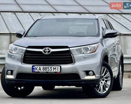 Тойота Хайлендер 2016 в Киеве на Automoto.ua Серый Тойота Хайлендер, объемом двигателя 3.46 л и пробегом 181 тыс. км за 28000 $, фото 11 на Automoto.ua