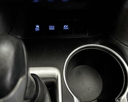 Серый Тойота Хайлендер, объемом двигателя 3.46 л и пробегом 237 тыс. км за 22500 $, фото 24 на Automoto.ua