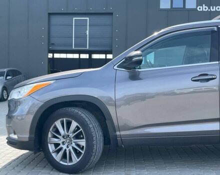 Серый Тойота Хайлендер, объемом двигателя 2.7 л и пробегом 266 тыс. км за 20590 $, фото 12 на Automoto.ua