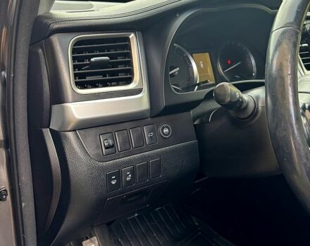 Серый Тойота Хайлендер, объемом двигателя 2.7 л и пробегом 262 тыс. км за 21000 $, фото 8 на Automoto.ua