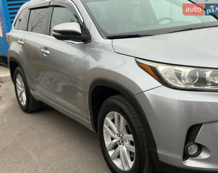 Сірий Тойота Хайлендер, об'ємом двигуна 2.67 л та пробігом 157 тис. км за 25700 $, фото 35 на Automoto.ua