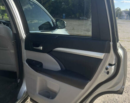 Серый Тойота Хайлендер, объемом двигателя 3.46 л и пробегом 71 тыс. км за 32000 $, фото 7 на Automoto.ua