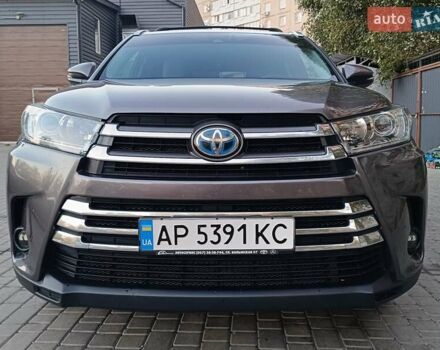 Серый Тойота Хайлендер, объемом двигателя 3.46 л и пробегом 117 тыс. км за 29500 $, фото 24 на Automoto.ua