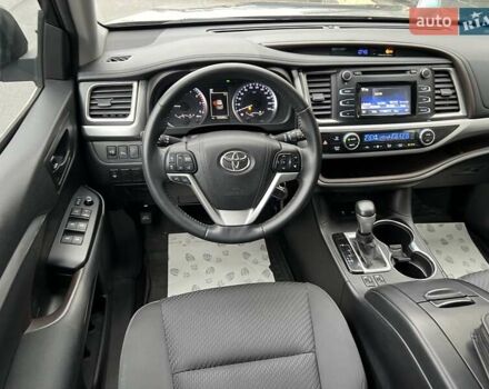 Серый Тойота Хайлендер, объемом двигателя 2.67 л и пробегом 105 тыс. км за 23581 $, фото 16 на Automoto.ua