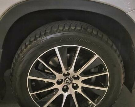 Сірий Тойота Хайлендер, об'ємом двигуна 3.46 л та пробігом 62 тис. км за 33000 $, фото 12 на Automoto.ua