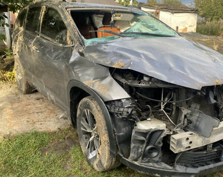 Сірий Тойота Хайлендер, об'ємом двигуна 2.67 л та пробігом 150 тис. км за 9000 $, фото 4 на Automoto.ua