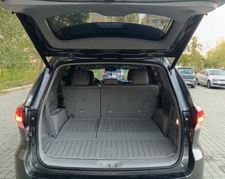 Серый Тойота Хайлендер, объемом двигателя 3.46 л и пробегом 117 тыс. км за 29500 $, фото 51 на Automoto.ua