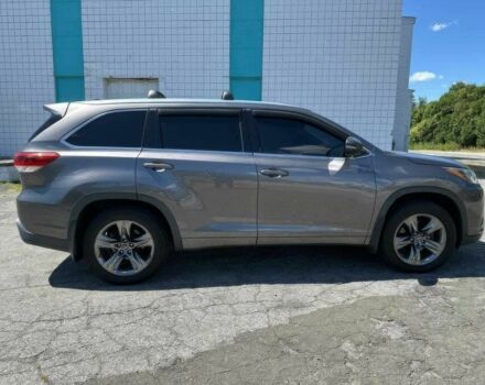 Тойота Хайлендер 2017 в Житомире на Automoto.ua Серый Тойота Хайлендер, объемом двигателя 3.5 л и пробегом 57 тыс. км за 15600 $, фото 5 на Automoto.ua