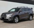 Серый Тойота Хайлендер, объемом двигателя 3.5 л и пробегом 64 тыс. км за 19000 $, фото 1 на Automoto.ua