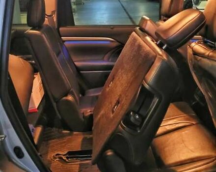 Сірий Тойота Хайлендер, об'ємом двигуна 3.46 л та пробігом 62 тис. км за 33000 $, фото 26 на Automoto.ua