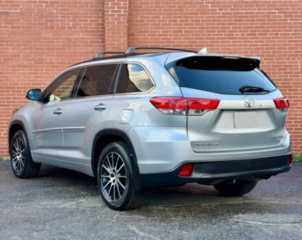 Серый Тойота Хайлендер, объемом двигателя 3.5 л и пробегом 57 тыс. км за 19000 $, фото 7 на Automoto.ua