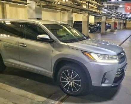 Сірий Тойота Хайлендер, об'ємом двигуна 3.46 л та пробігом 62 тис. км за 33000 $, фото 2 на Automoto.ua