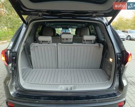 Серый Тойота Хайлендер, объемом двигателя 3.46 л и пробегом 117 тыс. км за 29500 $, фото 52 на Automoto.ua