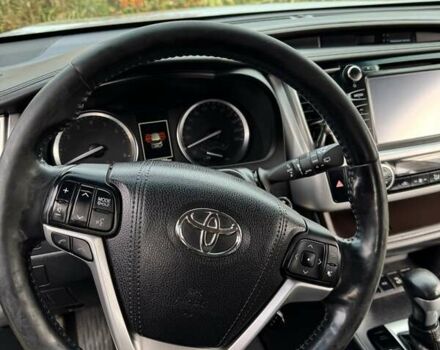 Серый Тойота Хайлендер, объемом двигателя 3.46 л и пробегом 236 тыс. км за 25000 $, фото 13 на Automoto.ua