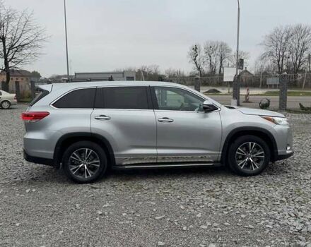 Сірий Тойота Хайлендер, об'ємом двигуна 2.67 л та пробігом 121 тис. км за 26000 $, фото 5 на Automoto.ua