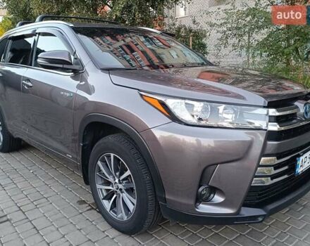Серый Тойота Хайлендер, объемом двигателя 3.46 л и пробегом 117 тыс. км за 29500 $, фото 7 на Automoto.ua