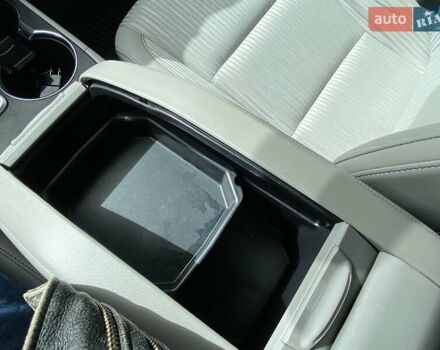 Серый Тойота Хайлендер, объемом двигателя 3.46 л и пробегом 118 тыс. км за 21200 $, фото 45 на Automoto.ua