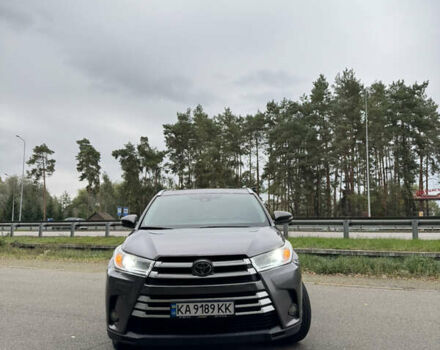 Серый Тойота Хайлендер, объемом двигателя 3.46 л и пробегом 127 тыс. км за 30000 $, фото 10 на Automoto.ua