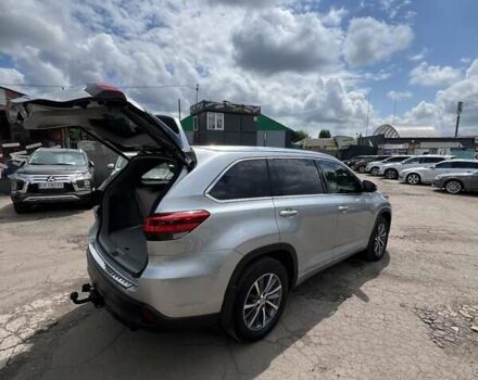 Тойота Хайлендер 2018 в Чернигове на Automoto.ua Серый Тойота Хайлендер, объемом двигателя 3.46 л и пробегом 58 тыс. км за 29999 $, фото 32 на Automoto.ua