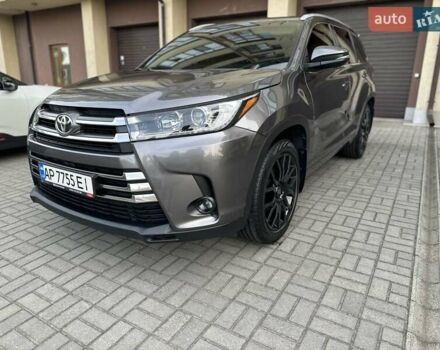 Серый Тойота Хайлендер, объемом двигателя 3.46 л и пробегом 81 тыс. км за 35000 $, фото 17 на Automoto.ua