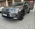 Серый Тойота Хайлендер, объемом двигателя 3.46 л и пробегом 81 тыс. км за 35000 $, фото 17 на Automoto.ua