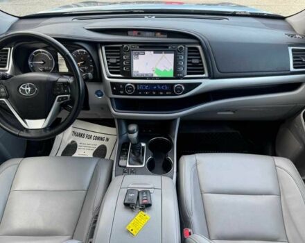 Серый Тойота Хайлендер, объемом двигателя 3.5 л и пробегом 87 тыс. км за 21500 $, фото 7 на Automoto.ua