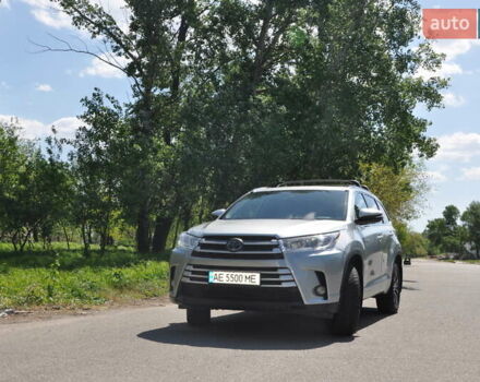 Сірий Тойота Хайлендер, об'ємом двигуна 3.5 л та пробігом 134 тис. км за 25888 $, фото 3 на Automoto.ua