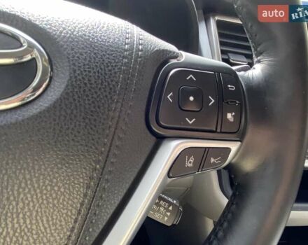 Серый Тойота Хайлендер, объемом двигателя 3.46 л и пробегом 118 тыс. км за 21200 $, фото 30 на Automoto.ua