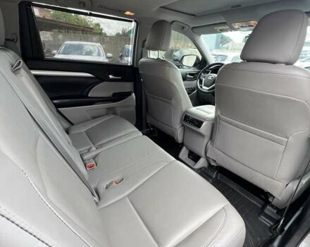 Тойота Хайлендер 2018 в Чернигове на Automoto.ua Серый Тойота Хайлендер, объемом двигателя 3.46 л и пробегом 58 тыс. км за 29999 $, фото 16 на Automoto.ua