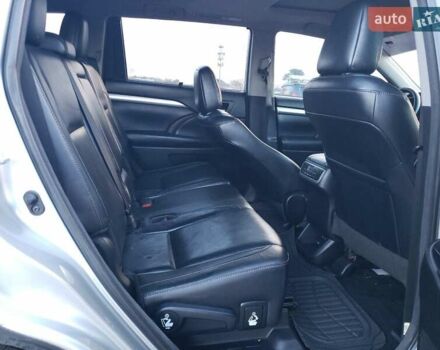 Серый Тойота Хайлендер, объемом двигателя 3.46 л и пробегом 109 тыс. км за 8600 $, фото 8 на Automoto.ua