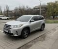 Сірий Тойота Хайлендер, об'ємом двигуна 3.46 л та пробігом 104 тис. км за 29500 $, фото 4 на Automoto.ua