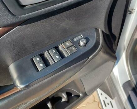 Серый Тойота Хайлендер, объемом двигателя 3.46 л и пробегом 159 тыс. км за 28500 $, фото 3 на Automoto.ua