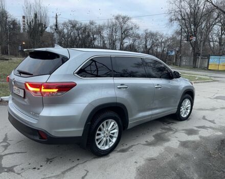 Сірий Тойота Хайлендер, об'ємом двигуна 3.5 л та пробігом 110 тис. км за 28000 $, фото 4 на Automoto.ua