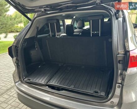 Серый Тойота Хайлендер, объемом двигателя 3.46 л и пробегом 81 тыс. км за 35000 $, фото 8 на Automoto.ua