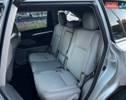 Серый Тойота Хайлендер, объемом двигателя 3.5 л и пробегом 91 тыс. км за 23700 $, фото 11 на Automoto.ua