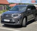 Серый Тойота Хайлендер, объемом двигателя 3.46 л и пробегом 35 тыс. км за 39900 $, фото 3 на Automoto.ua