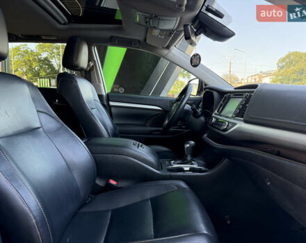 Серый Тойота Хайлендер, объемом двигателя 3.5 л и пробегом 110 тыс. км за 34500 $, фото 14 на Automoto.ua