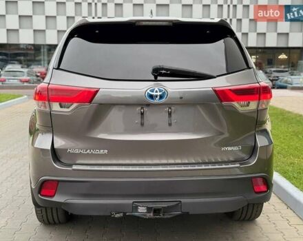 Сірий Тойота Хайлендер, об'ємом двигуна 3.5 л та пробігом 149 тис. км за 32999 $, фото 8 на Automoto.ua