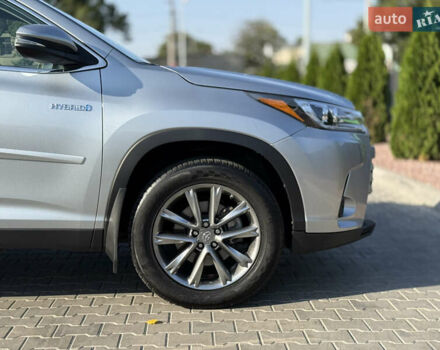 Серый Тойота Хайлендер, объемом двигателя 3.5 л и пробегом 110 тыс. км за 34500 $, фото 23 на Automoto.ua