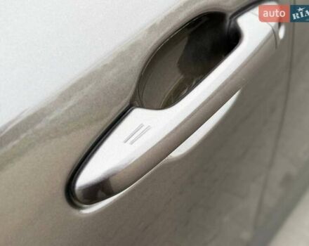 Сірий Тойота Хайлендер, об'ємом двигуна 3.5 л та пробігом 149 тис. км за 32999 $, фото 11 на Automoto.ua