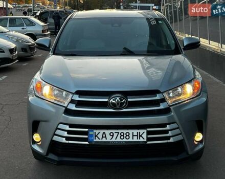 Серый Тойота Хайлендер, объемом двигателя 3.5 л и пробегом 91 тыс. км за 23700 $, фото 2 на Automoto.ua