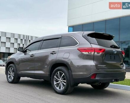 Сірий Тойота Хайлендер, об'ємом двигуна 3.5 л та пробігом 149 тис. км за 32999 $, фото 7 на Automoto.ua