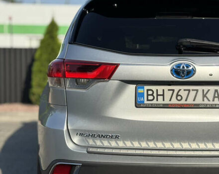 Серый Тойота Хайлендер, объемом двигателя 3.5 л и пробегом 110 тыс. км за 34500 $, фото 20 на Automoto.ua